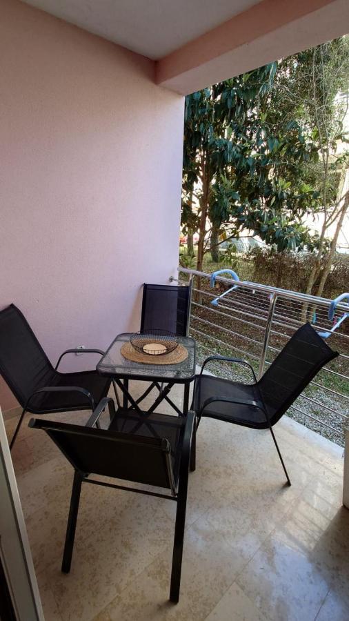 רוביני Apartments Lola מראה חיצוני תמונה